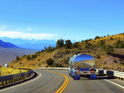 Небезпечні вантажі класу 1: як і чим безпечно перевозити?